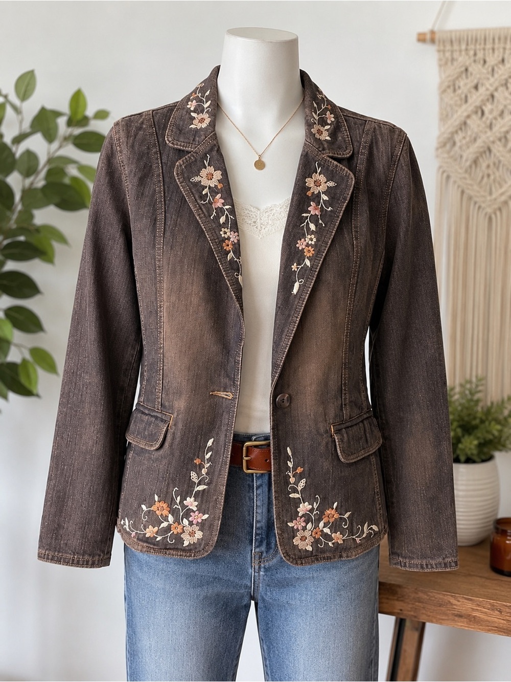 Apostrophe Denim Jacket Size 12 Floral Embroidered